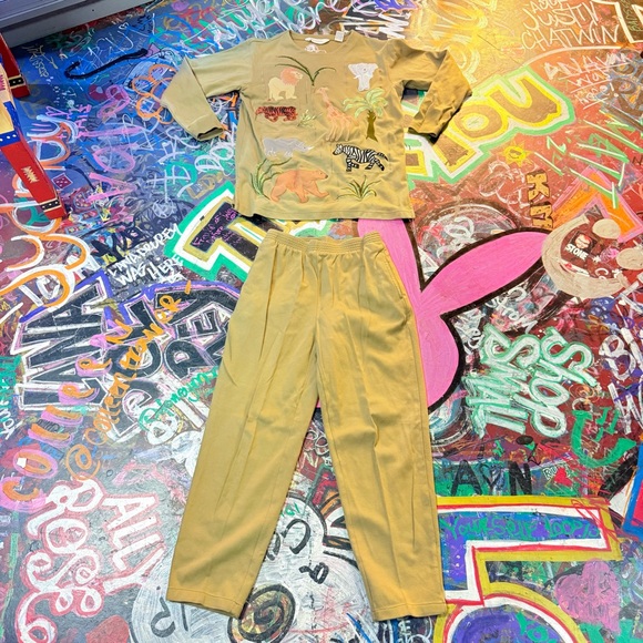 Vintage 80s Bechamel Animal Embroidery Top & Pants Set - Size Small - Hong Kong - Picture 1 of 16